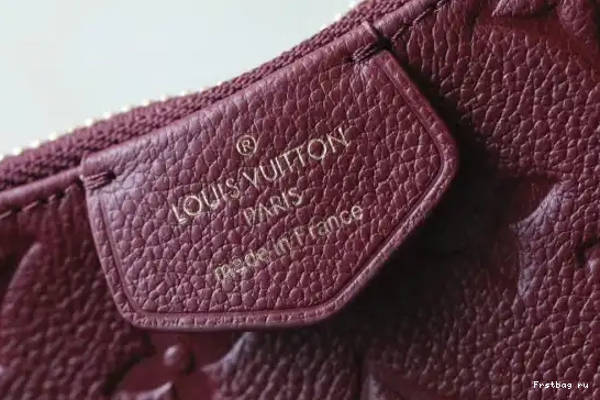 First bag ru VUITTON ON EASY POUCH LOUIS STRAP 0514